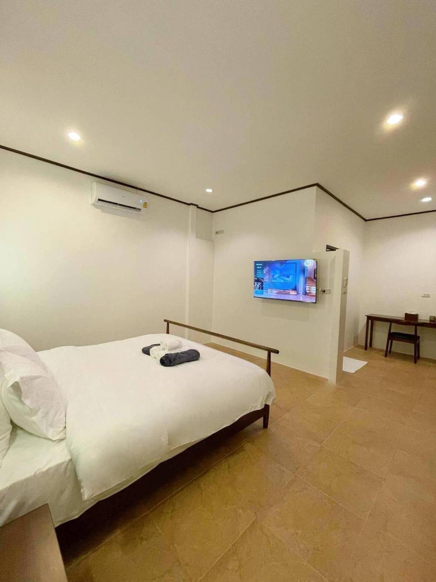 Vivi Bungalows Resort Nai Harn Esterno foto