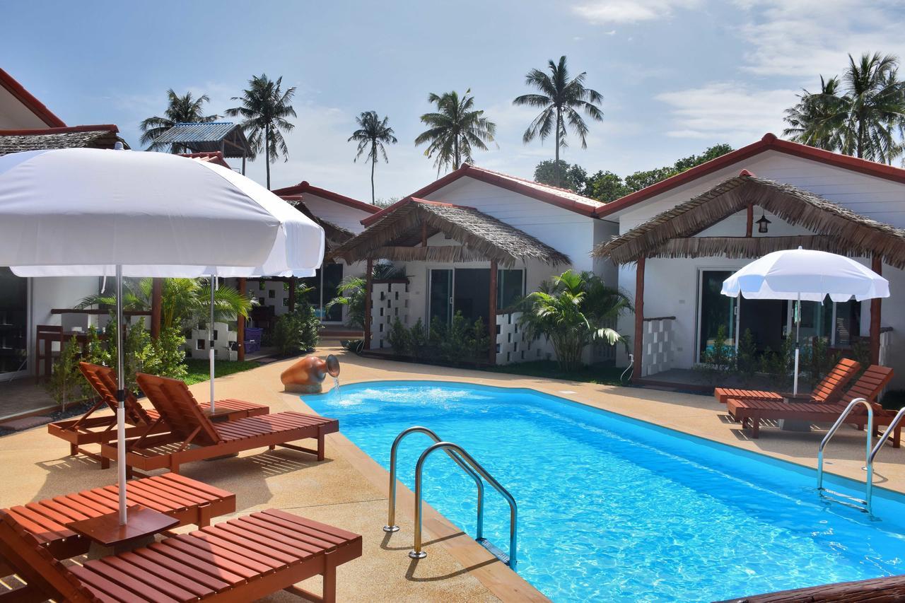 Vivi Bungalows Resort Nai Harn Esterno foto