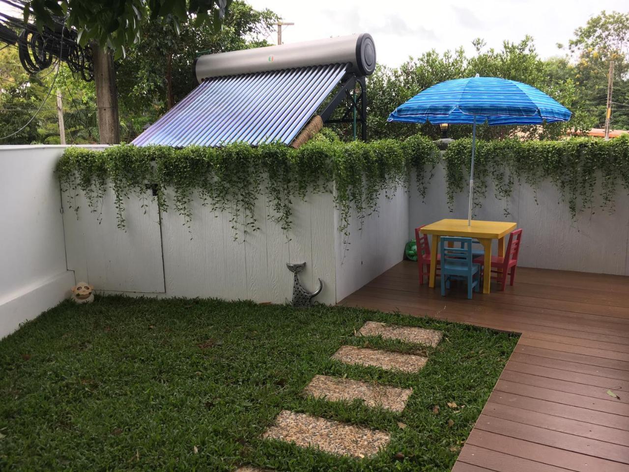 Vivi Bungalows Resort Nai Harn Esterno foto