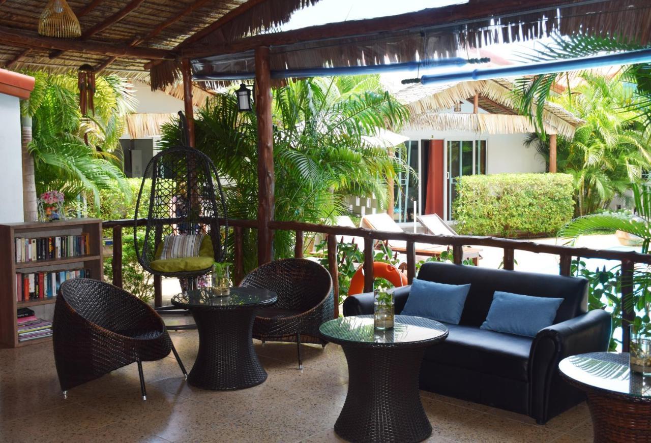 Vivi Bungalows Resort Nai Harn Esterno foto
